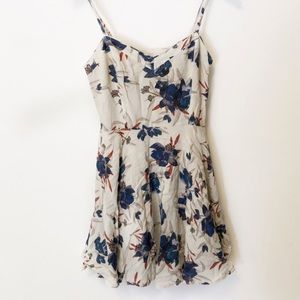 Aritzia Talula Lipinski Floral Dress